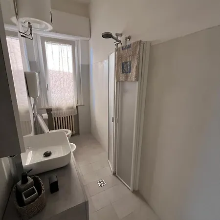 Debbis Apartament *