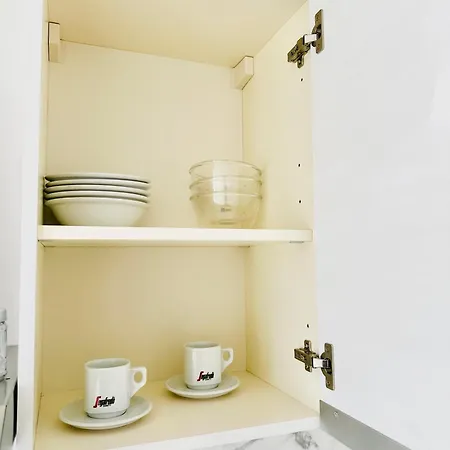Apartament Debbis *